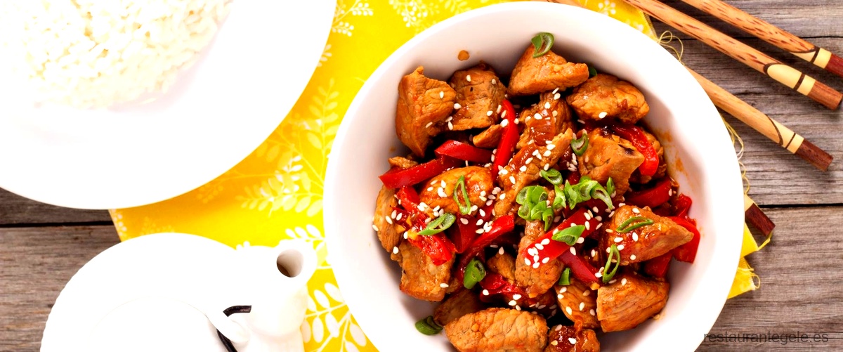Aprende a preparar el Pollo Siam, una receta llena de sabor y especias