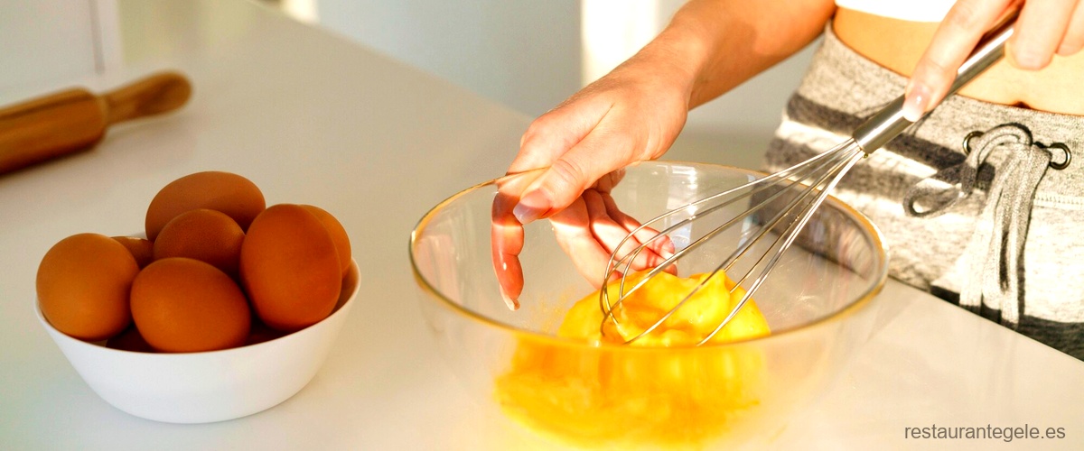 ¿Cómo saber si un huevo está cocido en la olla?